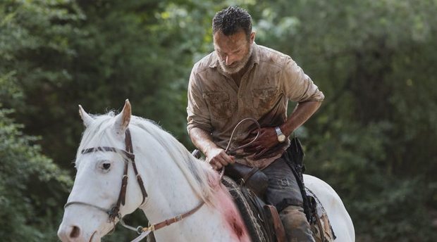 El spin-off 'The Walking Dead: World Beyond' promete dar respuestas sobre el destino de Rick