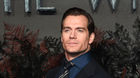 Es-frustrante-henry-cavill-responde-tajante-y-aclara-los-rumores-de-su-vuelta-como-superman-c_s