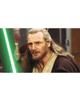 Liam Neeson defiende 'La amenaza fantasma' y elogia a Ahmed Best (Jar Jar Binks)