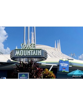 Disney desarrollará una Live-Action basada en su atracción Space Mountain Ride