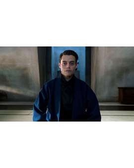 Rami Malek ni confirma ni desmiente que su villano Safin sea en realidad el Dr. No