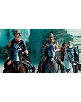 'Wonder Woman 1984': Patty Jenkins da nuevos detalles sobre el 'spin-off' de las Amazonas