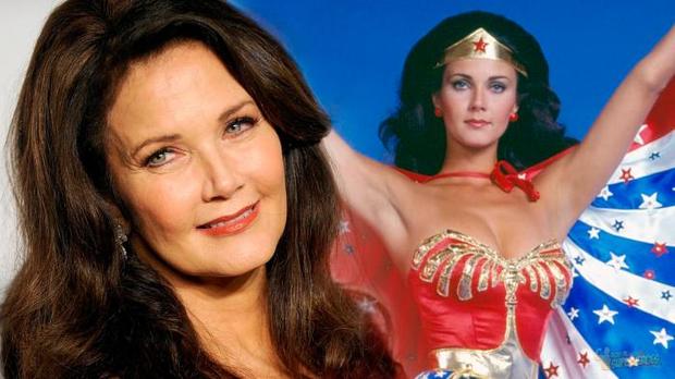 Lynda Carter estaría negociando regresar como Wonder Woman para The Flash