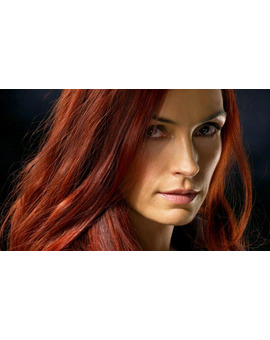 Famke Janssen confirma el rodaje del live action de Caballeros del Zodiaco
