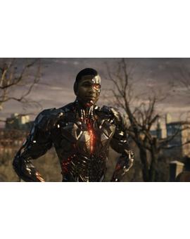 Ray Fisher dice que la película de Flash siempre incluyó a Cyborg