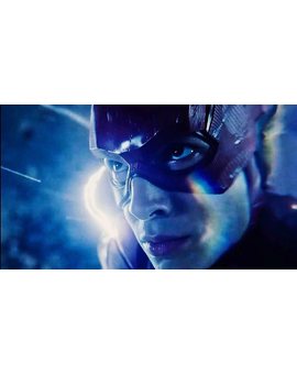 En Warner no entendieron el viaje en el tiempo de Flash y por eso lo quitaron del montaje