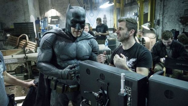 Zack Snyder asegura que Ben Affleck quiere seguir con su película individual de Batman