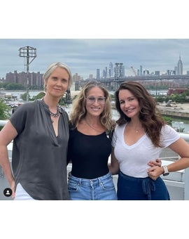Las actrices de 'Sexo en Nueva York' posan juntas para celebrar el inicio del rodaje del revival