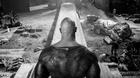 Dwayne-johnson-deja-un-nuevo-vistazo-al-traje-de-black-adam-desde-el-set-c_s