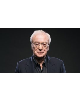 Michael Caine se pasó 8 años intentando no pestañear: "Pensaban que era un psicópata"
