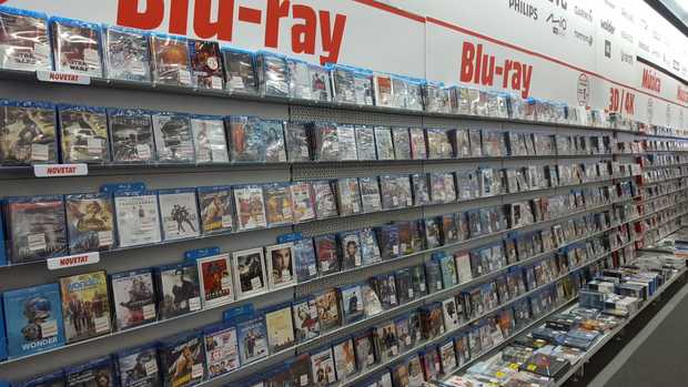 En esto ha quedado la sección de Bluray del Mediamarkt que frecuento