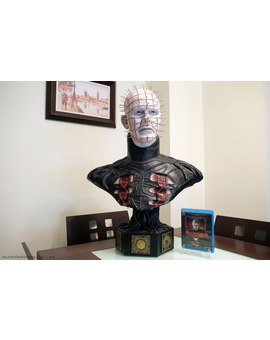 busto de Pinhead