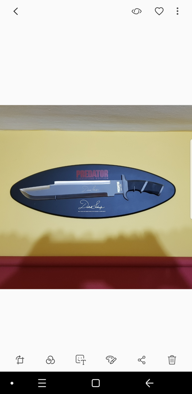 MACHETE PREDATOR SIGNATURE EDITION Escala 1/1