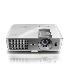 Proyector Benq w1070. ¿Alguien sabe que tal funciona?