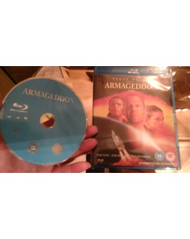 Alguien tiene serigrafia de este disco?bluray reino unido
