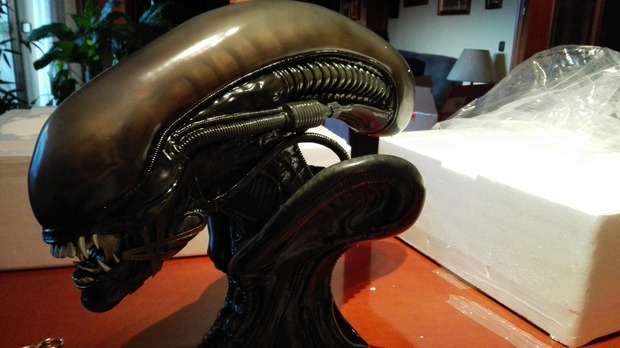 Os presento a mi nueva mascota. Mi busto LSB de Alien :D