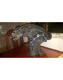 Mi nuevo busto Alien Warrior, de Aliens: el regreso