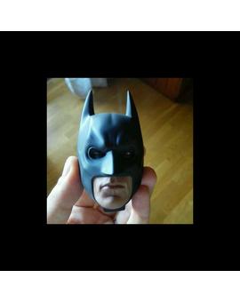 The Dark Knight Premium Format. Detalle cara Christian Bale