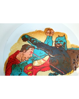 Pancake Art Batman vs Superman. 