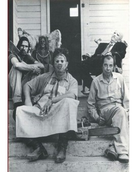 Hace 42 Años.. Cinco Jóvenes se encontraron con una Familia de Caníbales. 