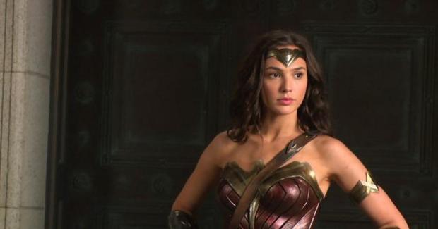 WONDER WOMAN (Volverá a Rodarse Después de Dos Trailers). 