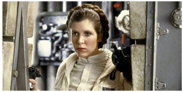 Carrie Fisher a Sufrido un Paro Cardíaco en Pleno Vuelo. 