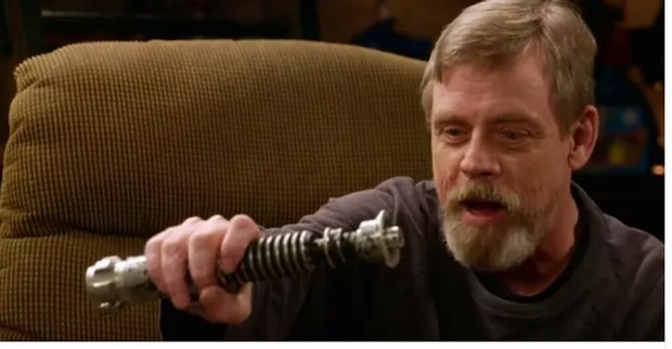 Video del día :(Mark Hamill Desenfunda su Sable Láser de STAR WARS Episodio VI). 