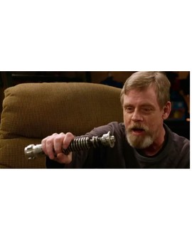 Video del día :(Mark Hamill Desenfunda su Sable Láser de STAR WARS Episodio VI). 