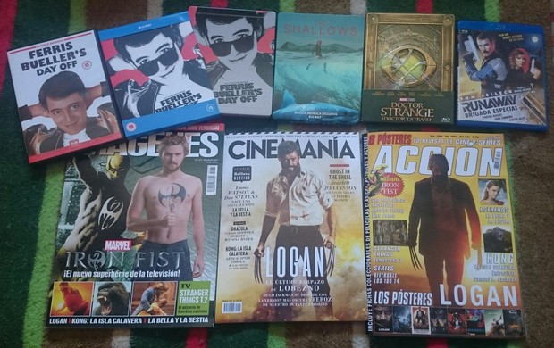 Trío de Steelbooks y Revistas del Mes. 