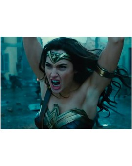 Polémica Feminista en el Último Trailer de WONDER WOMAN por las Axilas de GAL GADOT. 