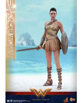 (WONDER WOMAN) de Hot Toys. 