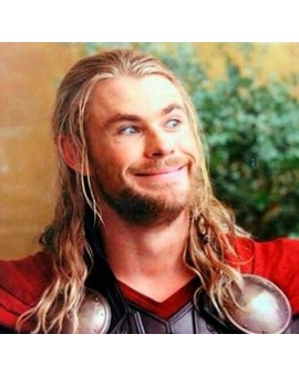 Lo que nos ha Chivado "CHRIS HEMSWORTH" Sobre MARVEL. 