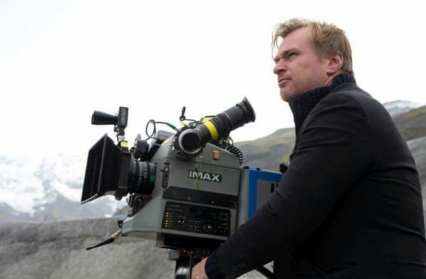 (NOLAN)  Revela que forma un Supergrupo con "TARANTINO,  ANDERSON,  ABRAMS y SNYDER" Para Defender el 70mm.