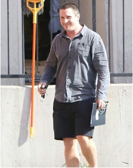 "CHRISTIAN BALE"  Vuelve a estar Irreconocible en su Próxima Película. 