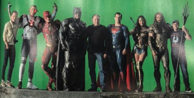 8 Imágenes Detrás de las Cámaras nos traen el Regreso de SUPERMAN en (LA LIGA DE LA JUSTICIA). 