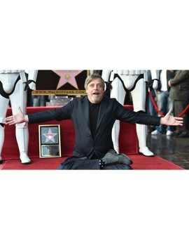 "Mark Hamill" Ya tiene su Estrella en el Paseo de la Fama. 