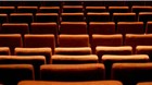 Un-hombre-muere-tras-quedar-atrapada-su-cabeza-en-la-butaca-de-un-cine-c_s
