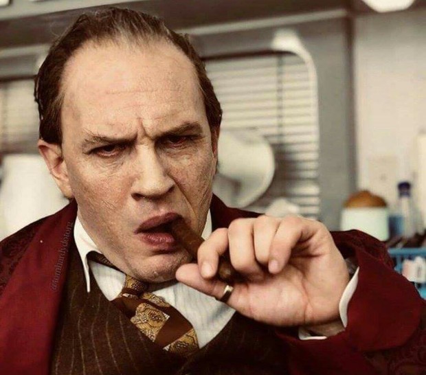 "Tom Hardy" és (AL CAPONE). 
