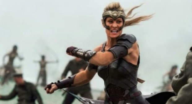 "Robin Wright" Vuelve en (WONDER WOMAN 1984).