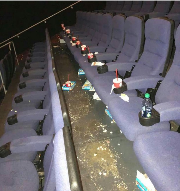 Limpieza en el Cine. 