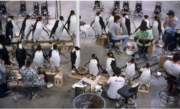 Cómo se creó el Famoso Ejército de Pingüinos de (BATMAN VUELVE). 