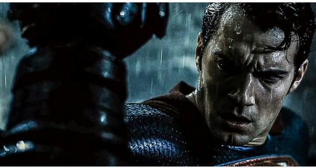 (SUPERMAN) És Demasiado Complicado para los Hermanos Russo.
