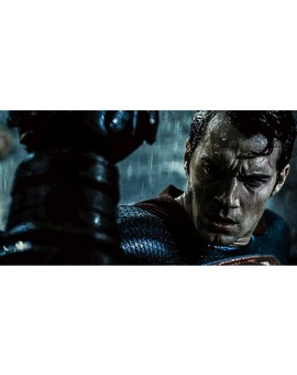 (SUPERMAN) És Demasiado Complicado para los Hermanos Russo.