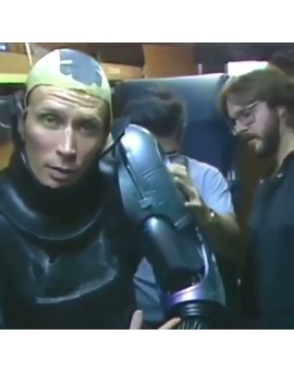 Interpretar a (ROBOCOP) No era Fácil. 