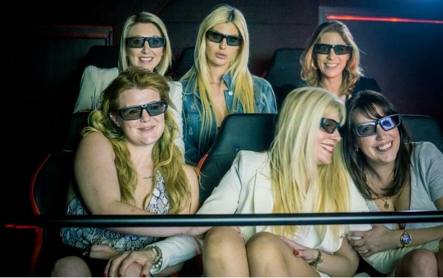Amsterdam abre el Primer Cine Porno en 5D del Mundo. 