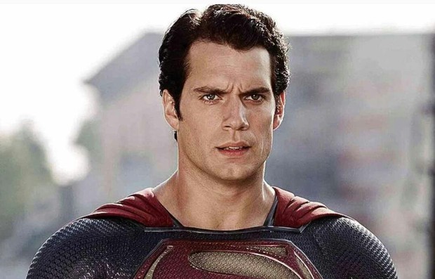"Henry Cavill" Podría Volver al DCEU. 