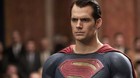 Henry-cavill-afirma-que-la-capa-de-superman-esta-en-el-armario-pero-sigue-siendo-suya-c_s