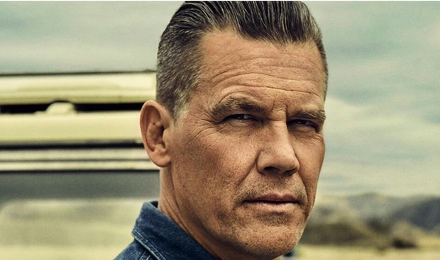 "Josh Brolin" Sufre quemaduras graves intentando el bronceado anal. 