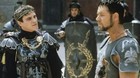 Russell-crowe-felicita-a-joaquin-phoenix-por-su-oscar-debiste-ganar-por-gladiator-c_s
