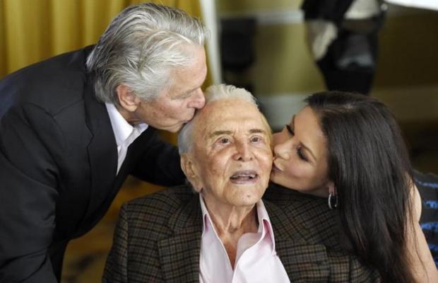 Sorpresa en la herencia de "Kirk Douglas": No les deja nada a sus descendientes. 